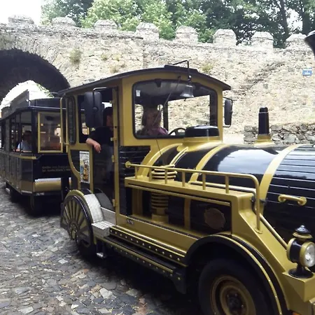 Casa Da Porta De Santo Antonio