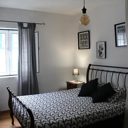 Casa Da Porta De Santo Antonio