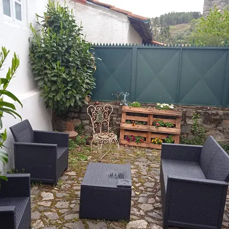 Casa Da Porta De Santo Antonio *