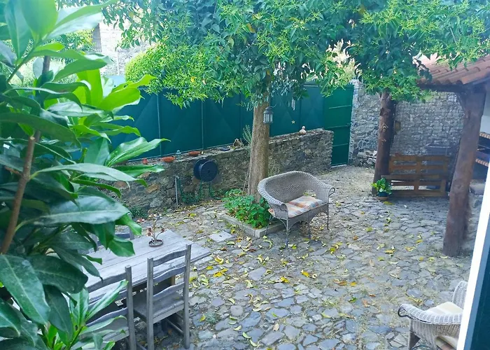 Casa Da Porta De Santo Antonio