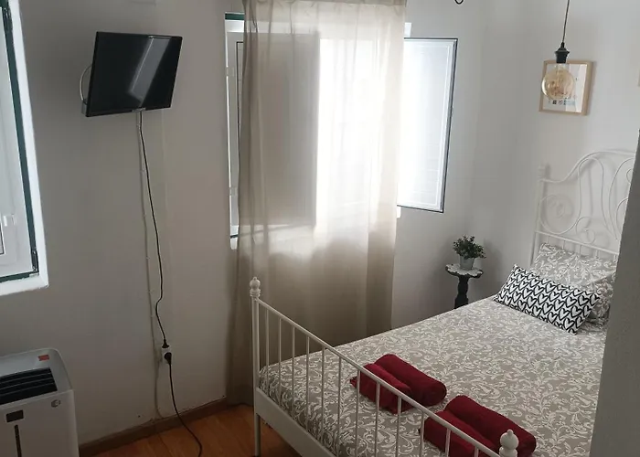 Casa Da Porta De Santo Antonio Feriehus